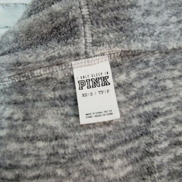 Victorias Secret Pink XS/S Plush Fleece Reversible Fair Isle‎ Hooded Robe - Picture 5 of 8